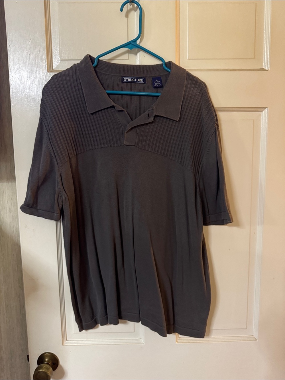 Structure Men’s Short-Sleeve Ribbed Yoke Polo — Charcoal Gray